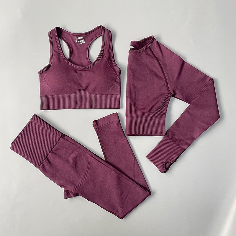 Nylon Flex Set: Women's 2-3-4 Piece for a Flawless Breathable Workout