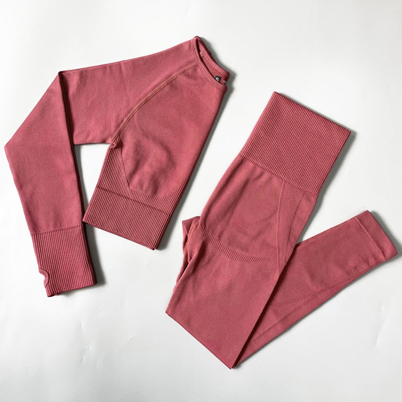 Nylon Flex Set: Women's 2-3-4 Piece for a Flawless Breathable Workout