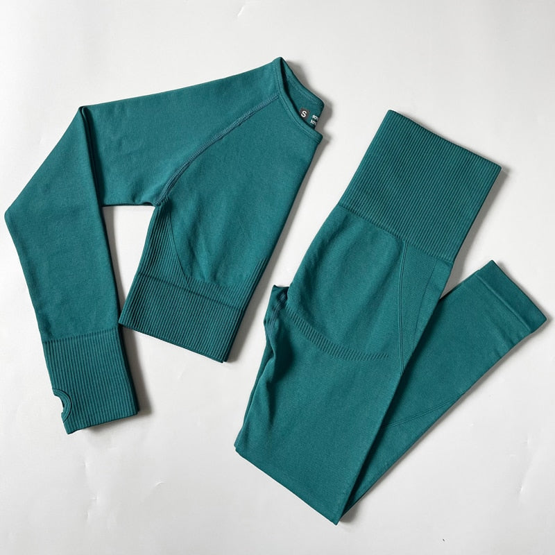 Nylon Flex Set: Women's 2-3-4 Piece for a Flawless Breathable Workout
