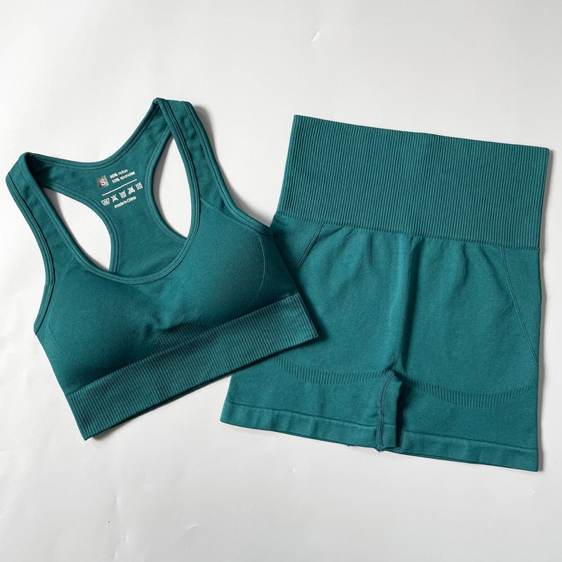 Nylon Flex Set: Women's 2-3-4 Piece for a Flawless Breathable Workout
